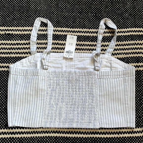 NWT! Abercrombie Striped Crop Top - Picture 3 of 4